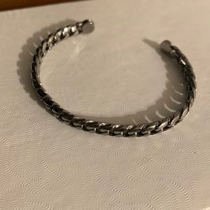 Henri Bendel cuff bracelet